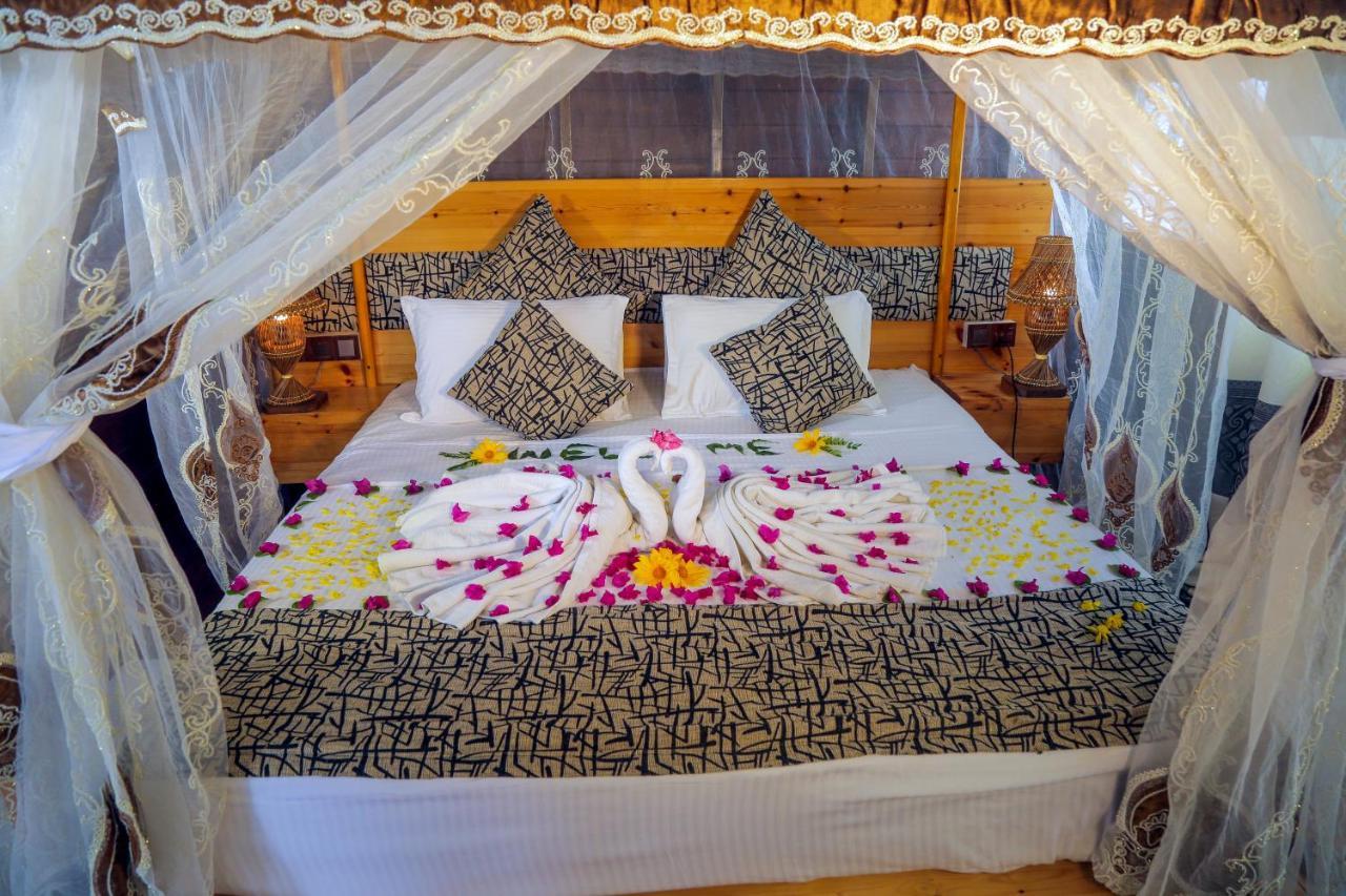 Leopard Nest - Glamping in Yala Hotel Bagian luar foto