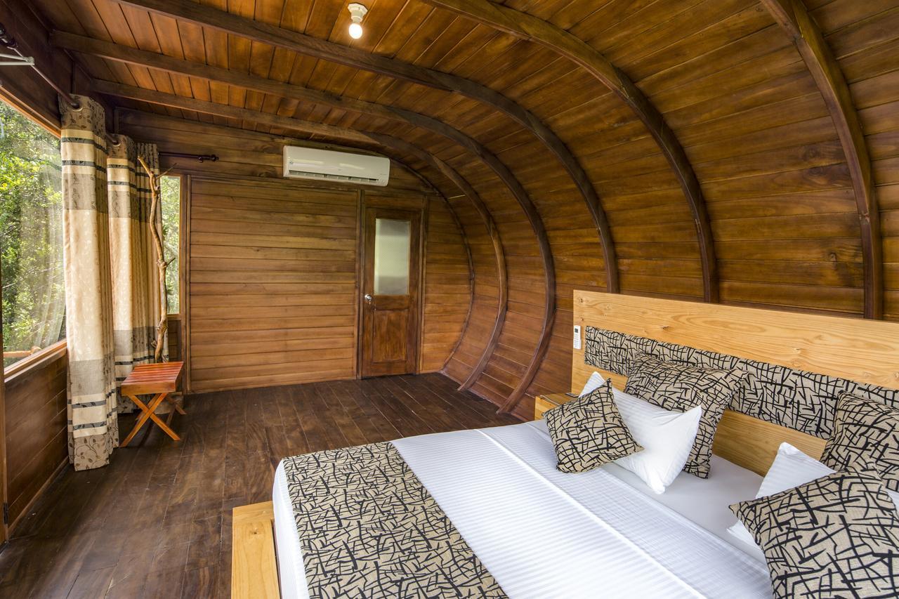 Leopard Nest - Glamping in Yala Hotel Bagian luar foto